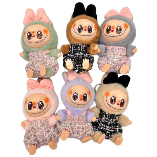 Labubu Plus cu Hainuta Crosetata aproximativ 18cm